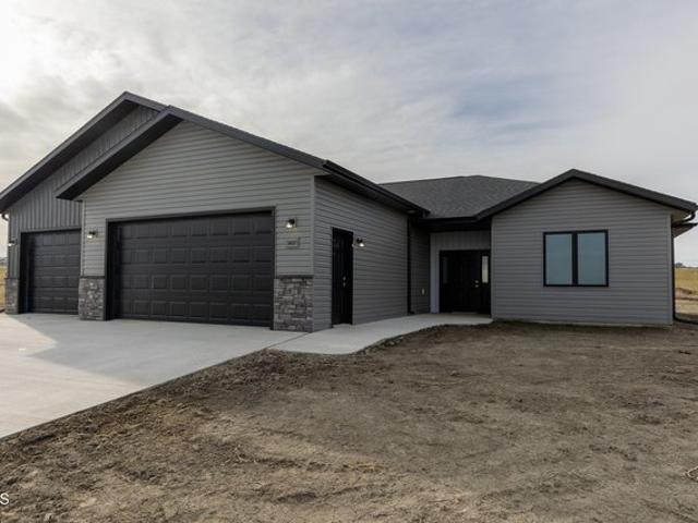 House for sale in Mandan, North Dakota