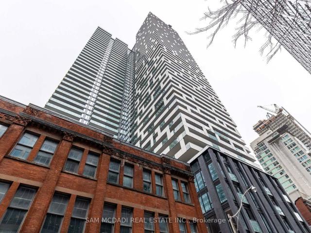 Condo for rent in Toronto Centre, Toronto