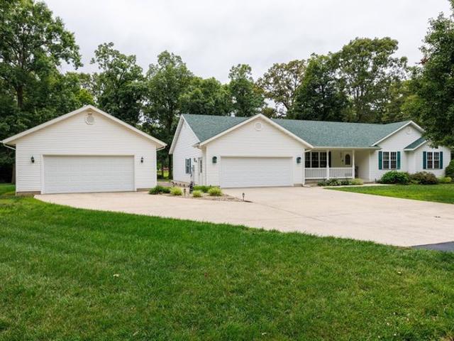 House for sale in Kell, Illinois