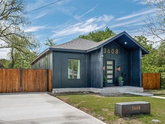 House for sale in Dallas, Texas