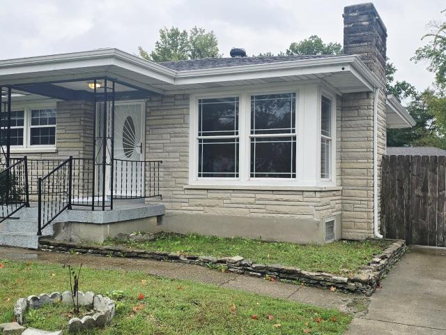 House for sale in Louisville, Jefferson County