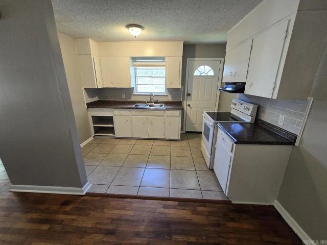 Property for rent in Ark