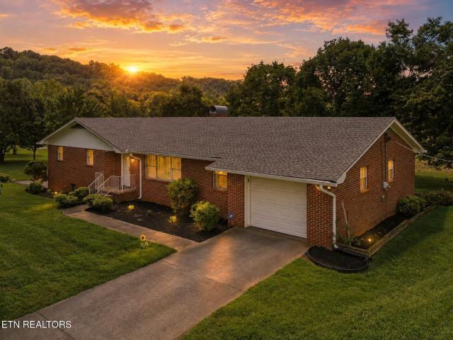 House for sale in Kodak, East Tennessee