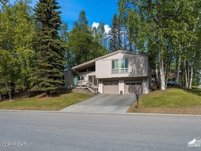 House for sale in Alaska