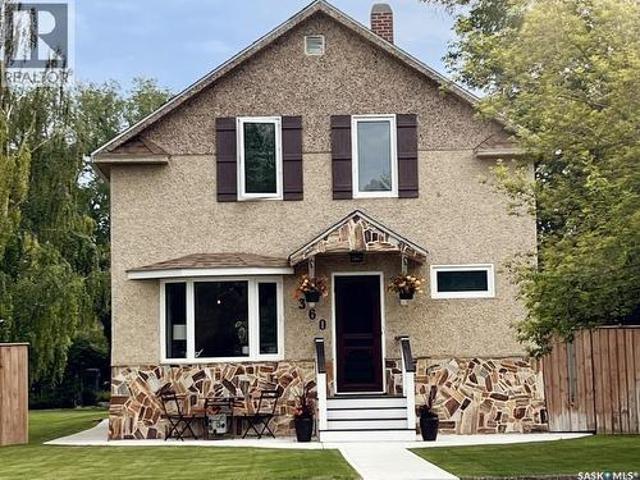 House for sale in Shaunavon, Saskatchewan