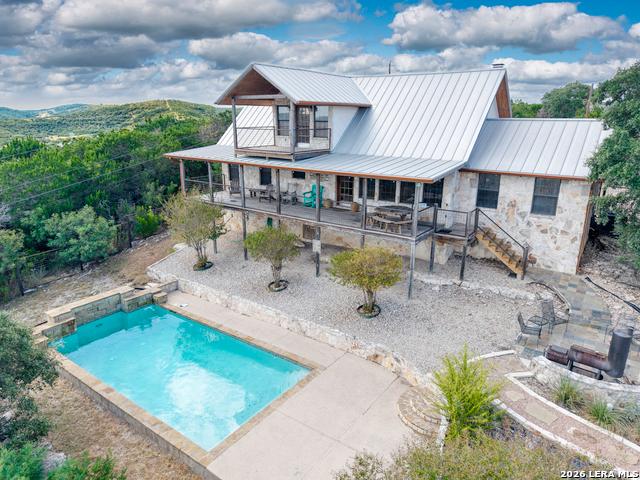 House for sale in Canyon Oaks, Concan