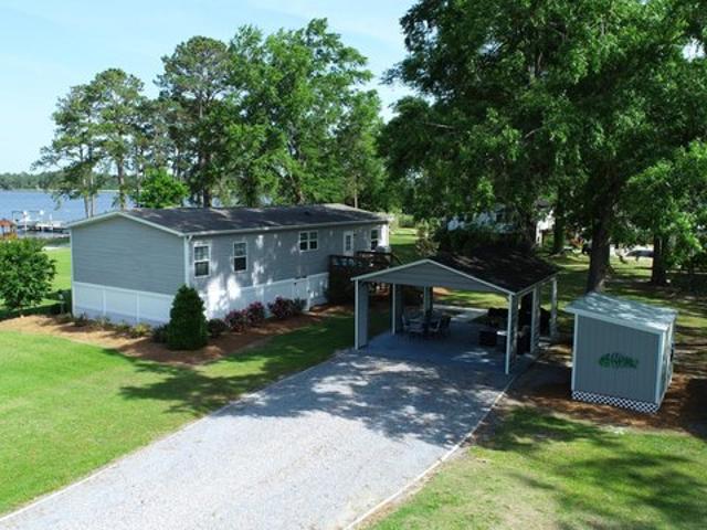 House for sale in Aurora, North Carolina