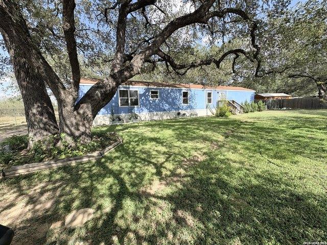 House for sale in Poteet, Texas