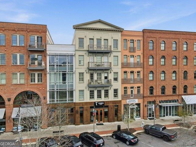 Condo for sale in Woodstock, Georgia