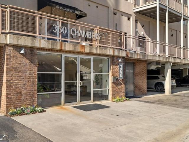 Condo for sale in Woodstock, Georgia