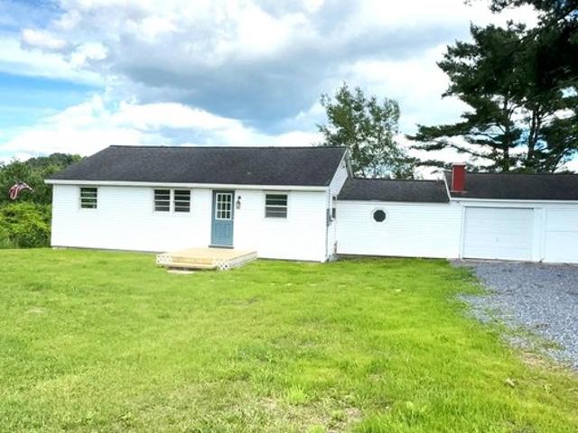 House for sale in Hoosick, New York