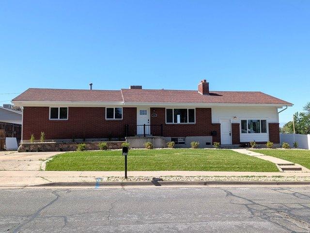 House for sale in Centerville, Utah