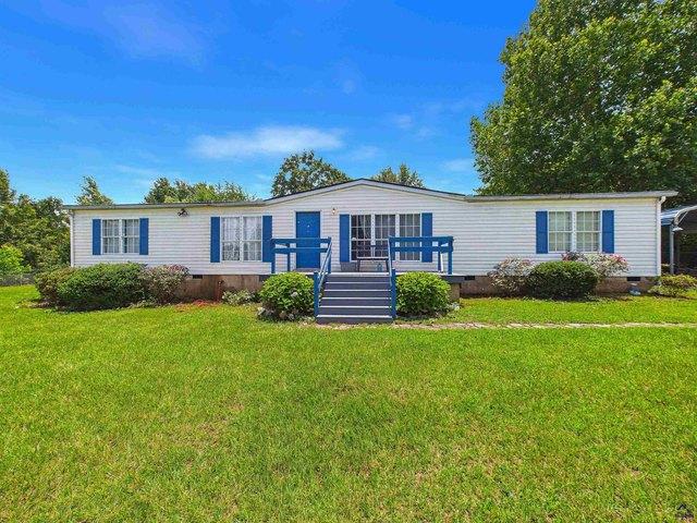 House for sale in Byron, Georgia