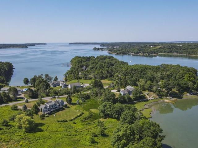 House for sale in Bailey Island, Maine