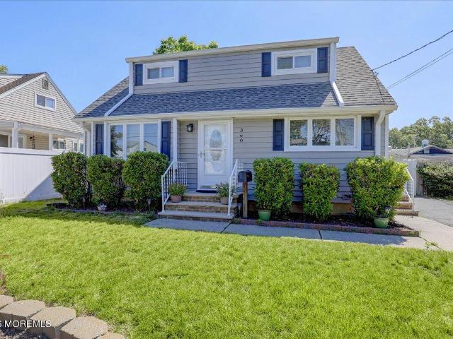 House for sale in Cliffwood, New Jersey