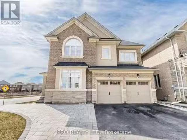 House for sale in Georgina, Ontario