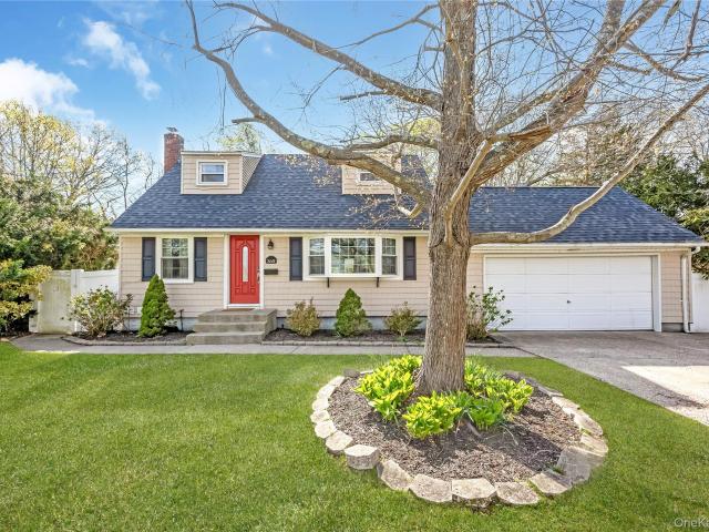 Property for sale in Bohemia, New York