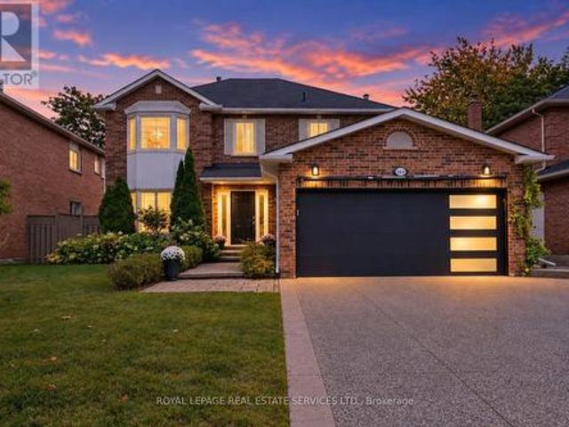 House for sale in Oakville, Golden Horseshoe
