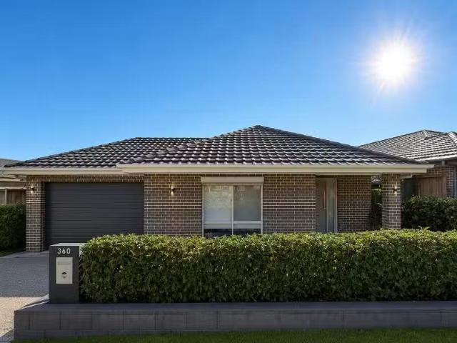 House for rent in Airds, Sydney