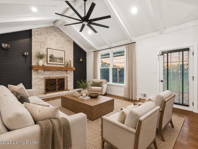 House for sale in Mount Washington, Bullitt County