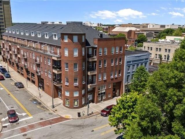 Condo for sale in Guilford, North Carolina