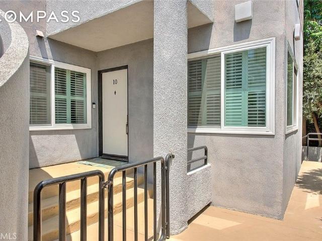 Townhouse for sale in Pasadena