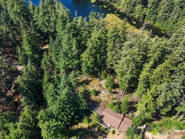 House for sale in Bowen Island, British Columbia