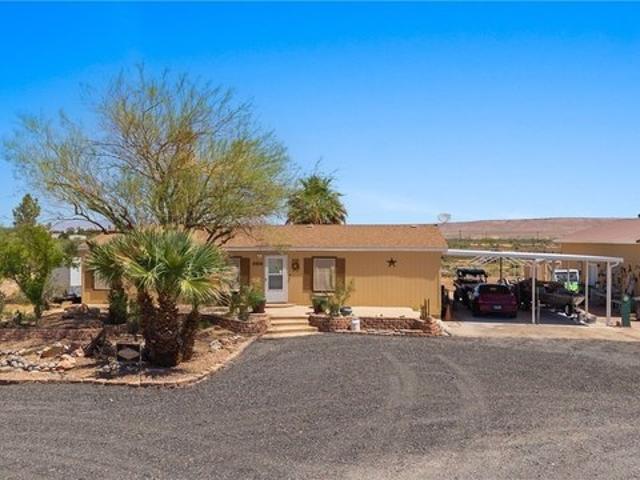 House for sale in Logandale, Nevada