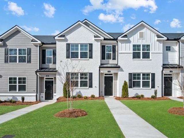 Townhouse for sale in Stockbridge, Henry County