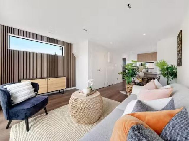 House for rent in Oratia