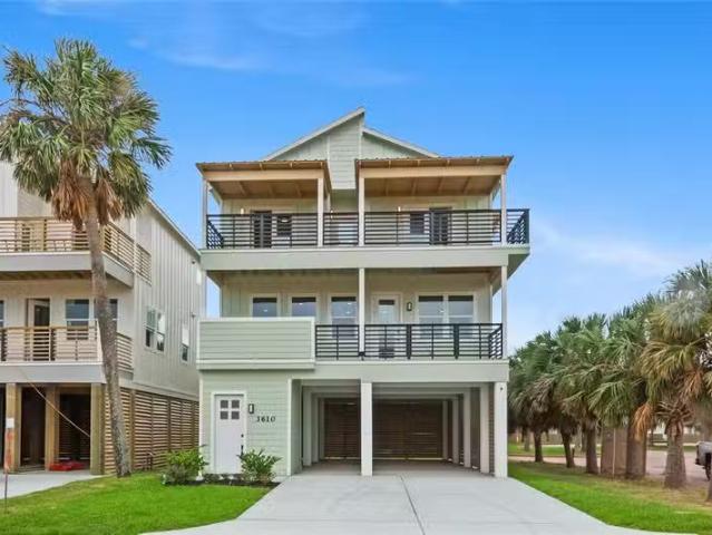 House for sale in Galveston