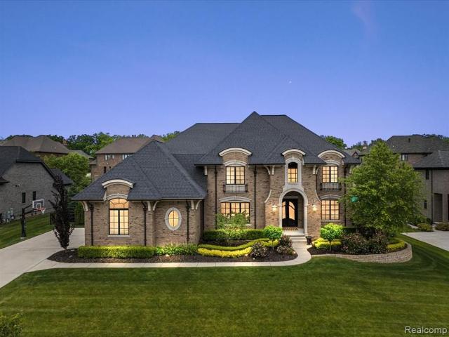 House for sale in Rochester Hills