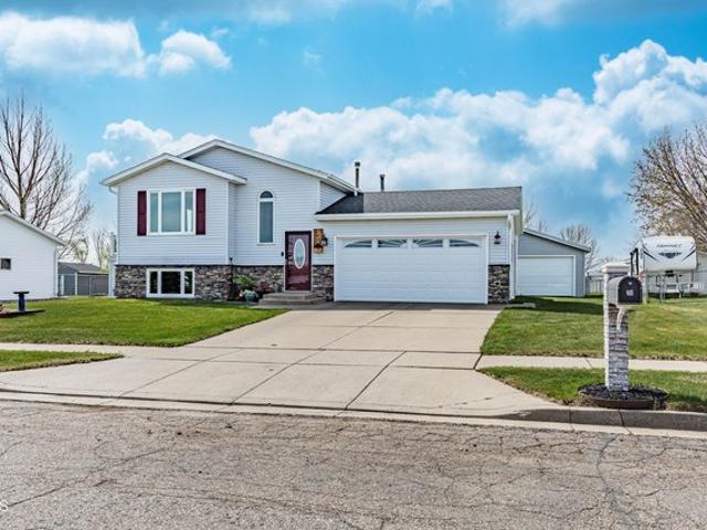 House for sale in Mandan, North Dakota