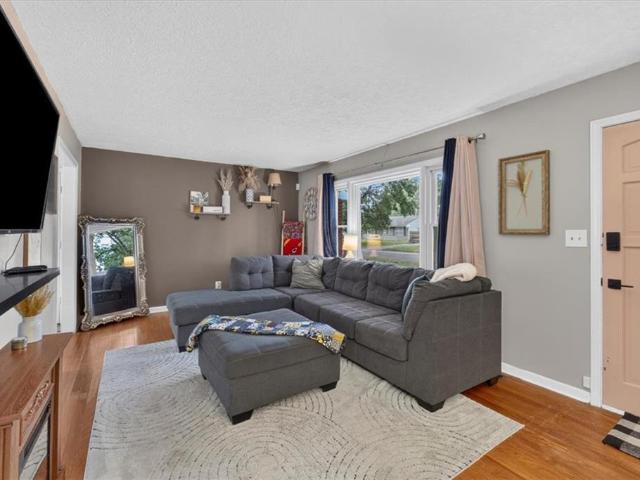 House for sale in Santa Fe Acres, Independence