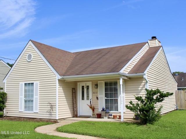 House for sale in Pearl, Mississippi