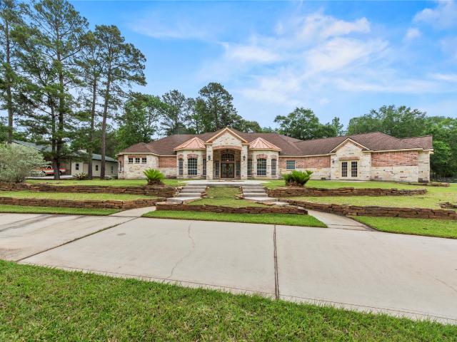 House for sale in Magnolia, Texas