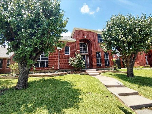 House for sale in Carrollton, Texas