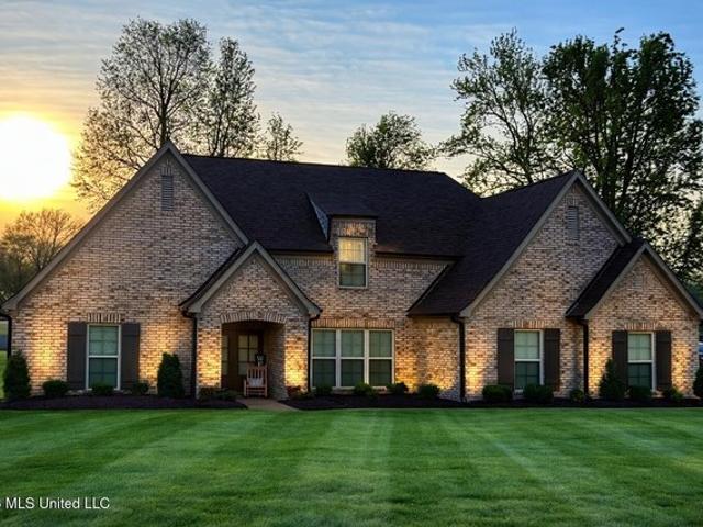 House for sale in Southaven, Mississippi