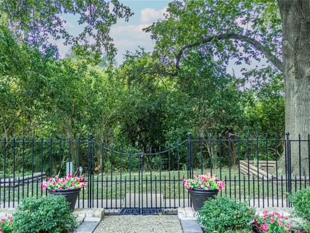 House for sale in Waco, Texas
