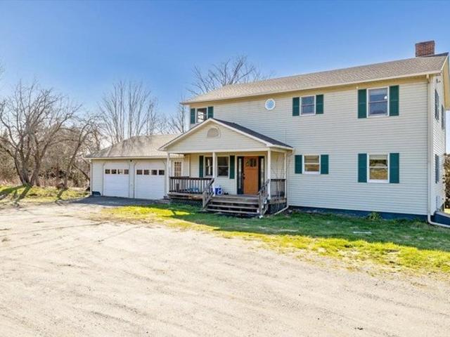 House for sale in Albany, Vermont
