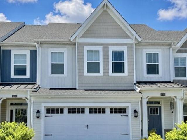 Townhouse for sale in Delaware