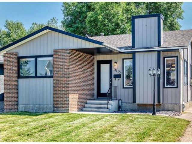 House for sale in Wedgewood, Alberta