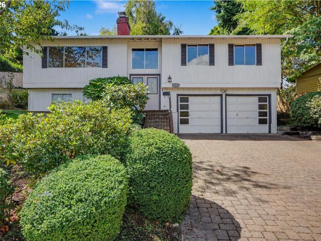 House for sale in Oregonia