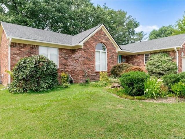 House for sale in New Albany, Indiana