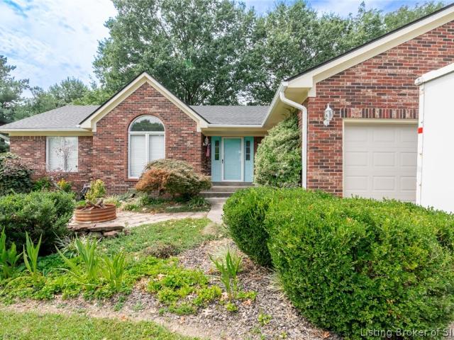 House for sale in New Albany, Indiana