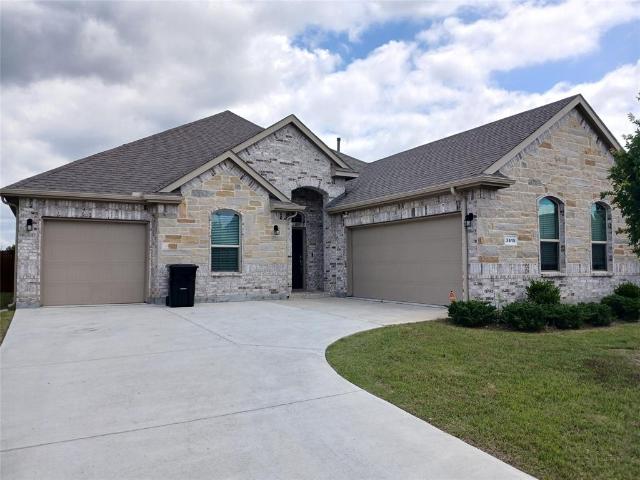 House for sale in Ellis, Texas