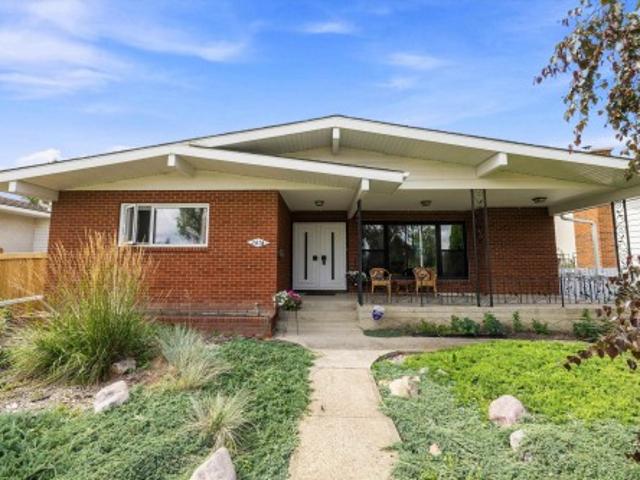 House for sale in Wedgewood, Alberta
