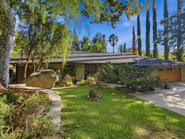 House for sale in Glendale, Los Angeles County