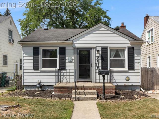 House for sale in Dearborn Heights, Michigan