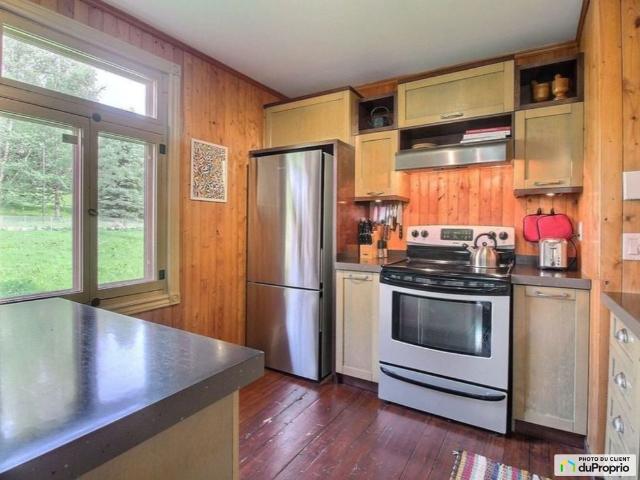 House for rent in Saint-Ferréol-les-Neiges, Capitale-Nationale